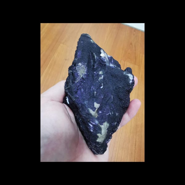 Large purple-skin coated quartz — detail view