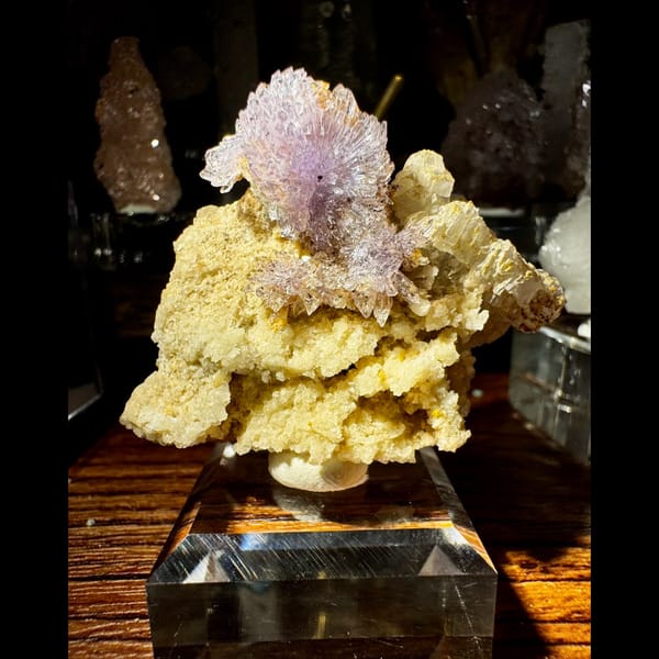 Lilac Creedite on Matrix 4.0 cm — complete view
