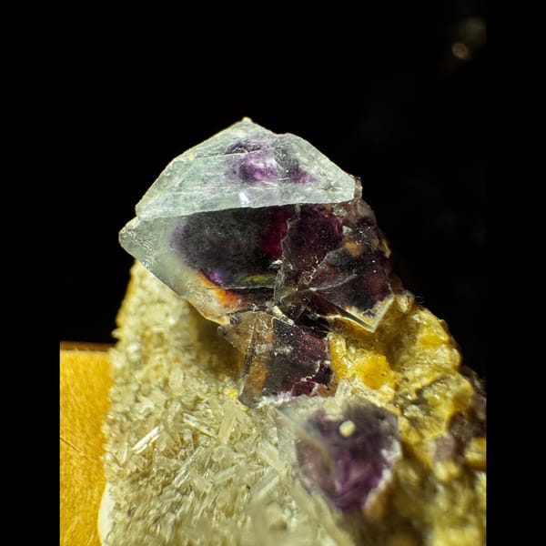 Purple Fluorite with Green Zones Inner Mongolia 3.8 cm — detail view