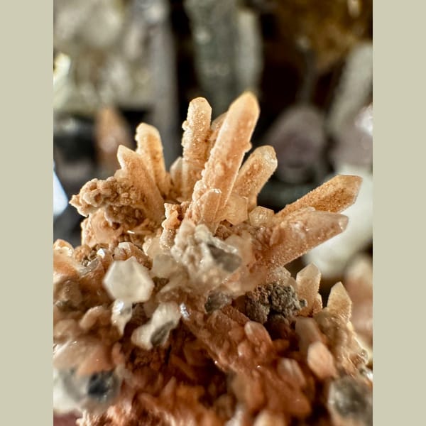 Small Quartz Cluster Inner Mongolia 2.0 cm — detail view