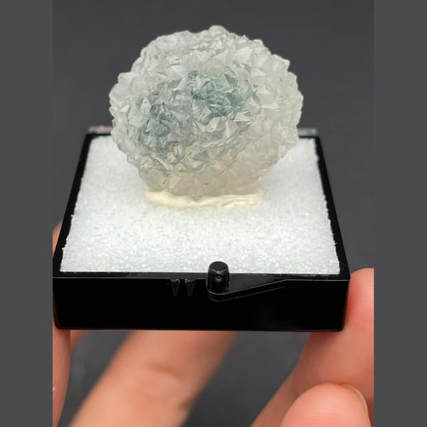 Quartz flower over malachite from the Congo — complete view
