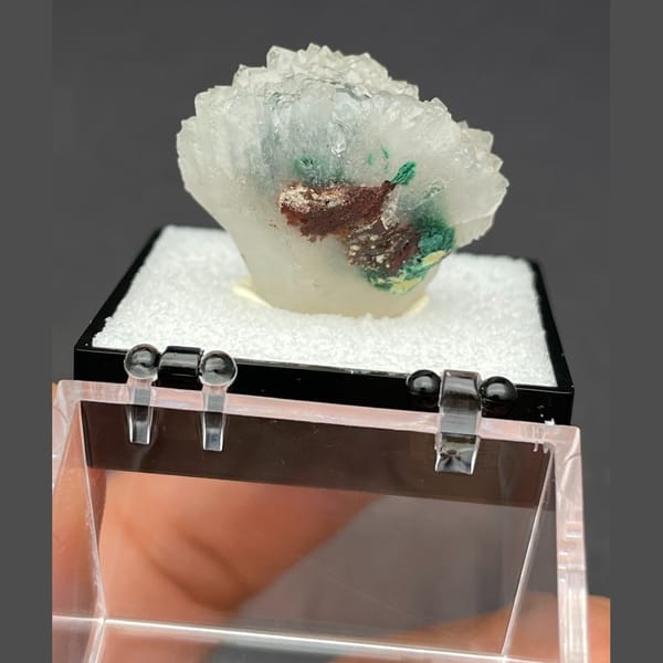 Quartz flower over malachite from the Congo — detail view