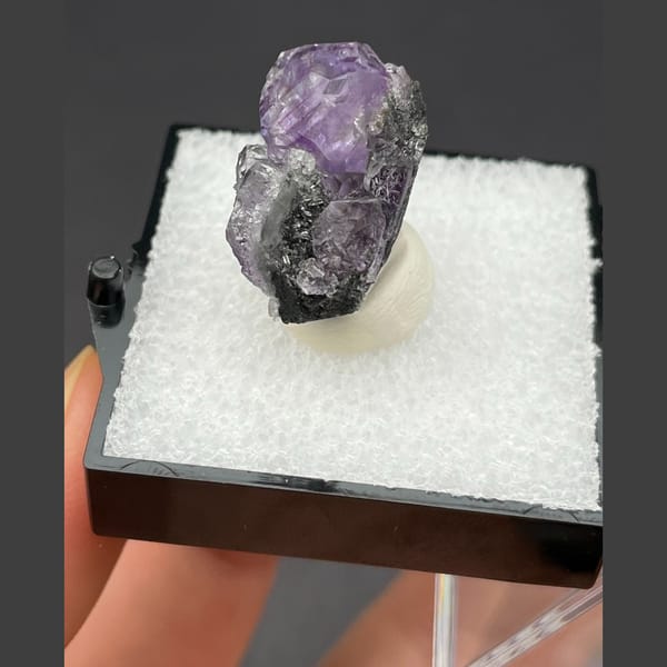 Tanzanite blue fluorite from Fujian — alternate view
