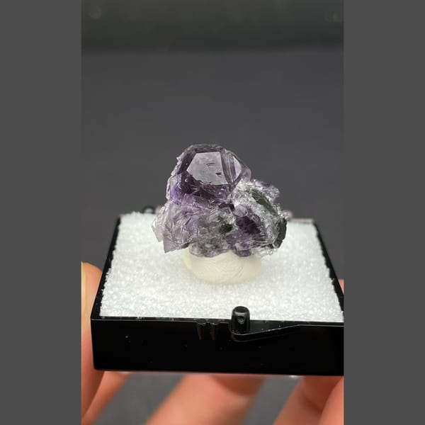 Tanzanite blue fluorite from Fujian — detail view