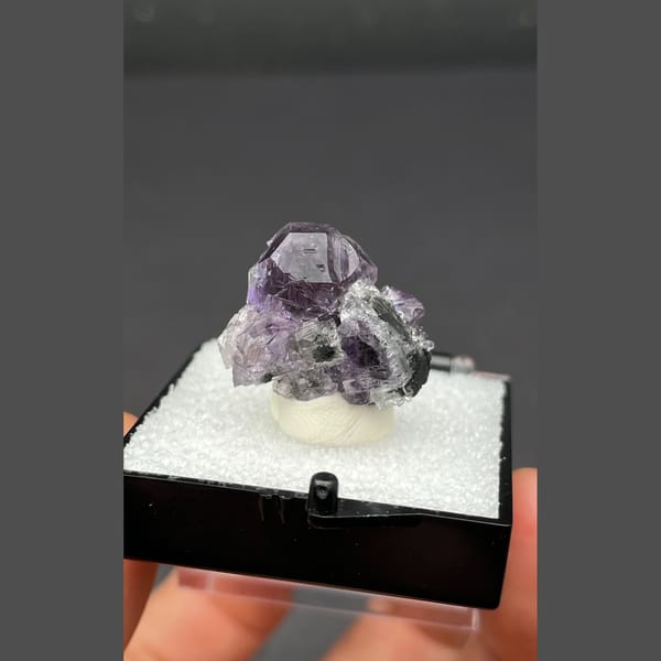Tanzanite blue fluorite from Fujian — detail view