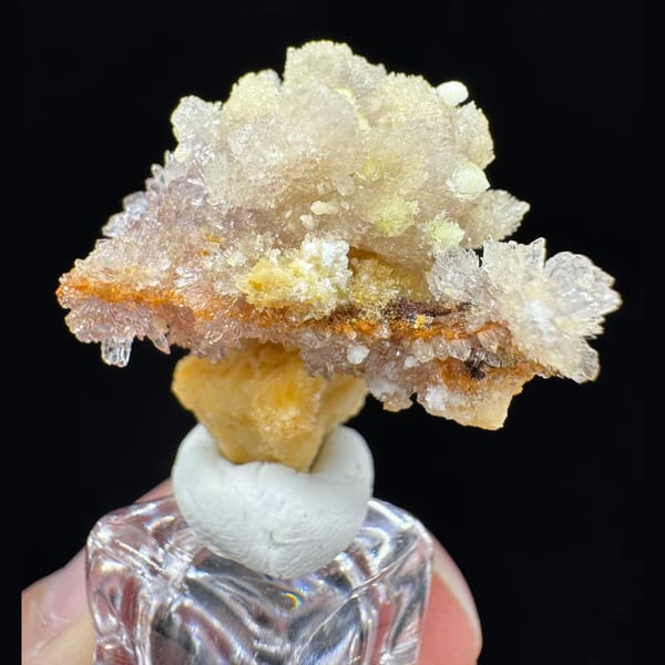 Creedite with Yellow-White Inclusions 3.3 cm — alternate view