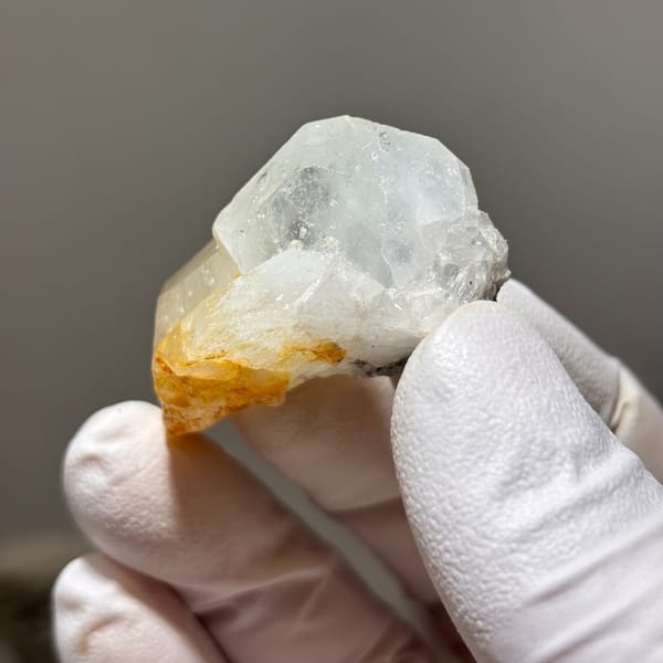 Petite Xuebaoding aquamarine A — complete view