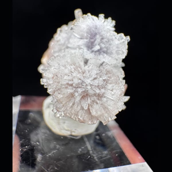 Layered Purple and White Creedite 2.8 cm — alternate view