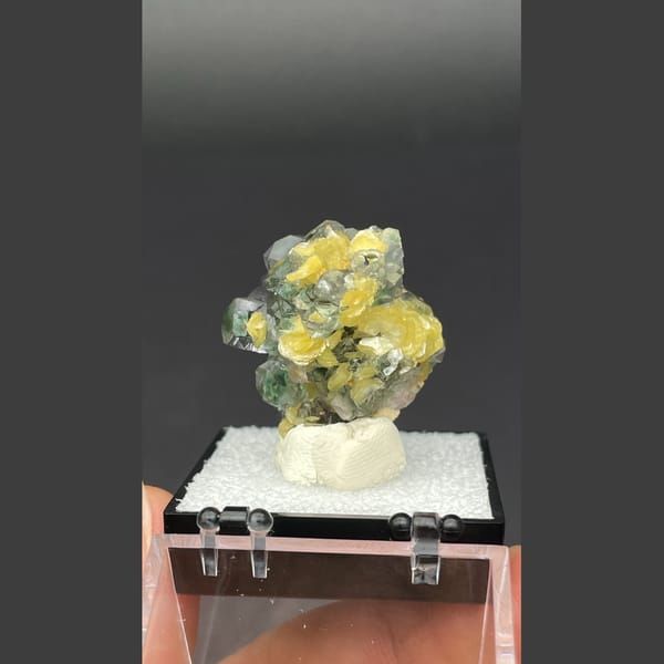 Fluorite with yellow mica from Namibia — complete view