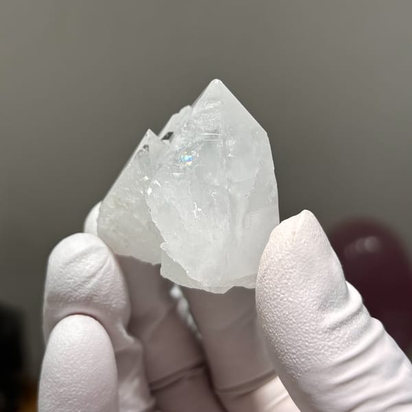 Freestanding tip-chip Xuebaoding quartz B — alternate view