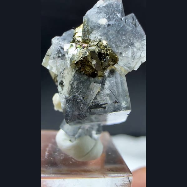Twinned Fluorite with Bismuthinite Yaogangxian 2.0 cm — detail view