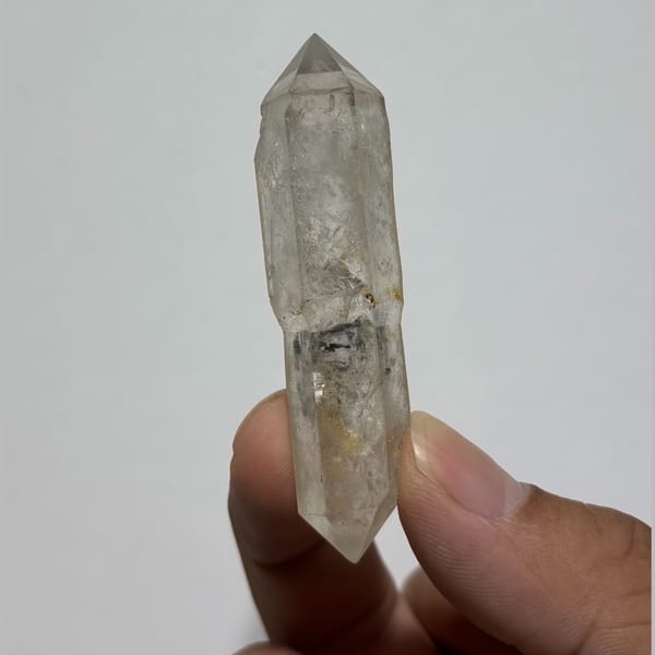 Handheld DT Yunnan quartz — alternate view