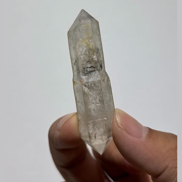 Handheld DT Yunnan quartz — alternate view