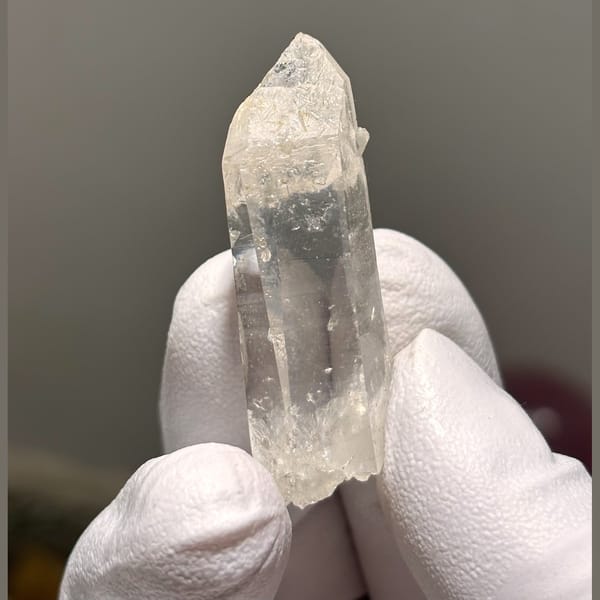 Interference-mark Xuebaoding quartz — alternate view