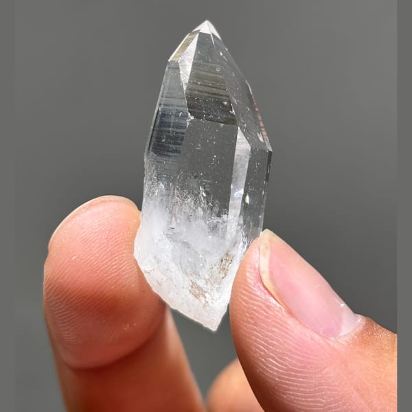 Quartz Point Xuebaoding 4.0 cm — alternate view