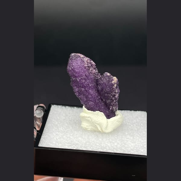 Purple fluorite with quartz from Inner Mongolia — detail view