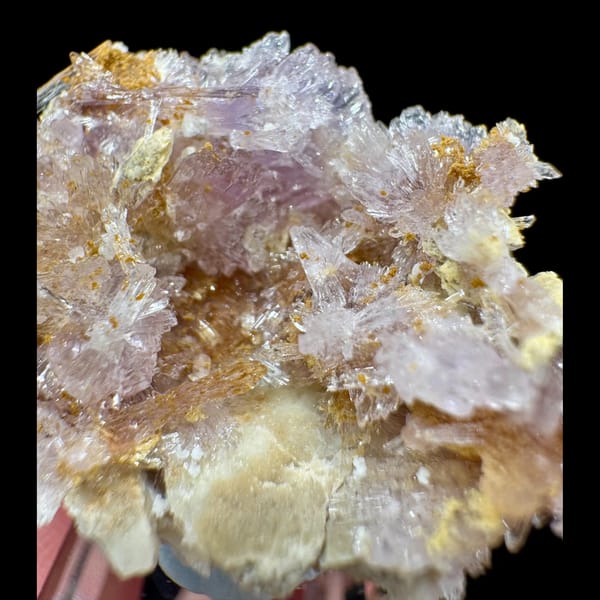 Creedite with Carlhintzeite 4.3 cm — detail view
