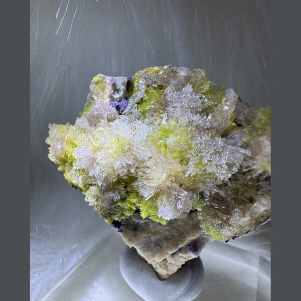 Yellow-Green and Purple Creedite with Carlhintzeite 5.5 cm — detail view