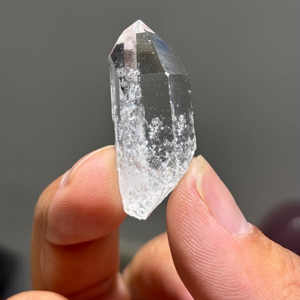 Quartz Point B Xuebaoding 3.9 cm — detail view