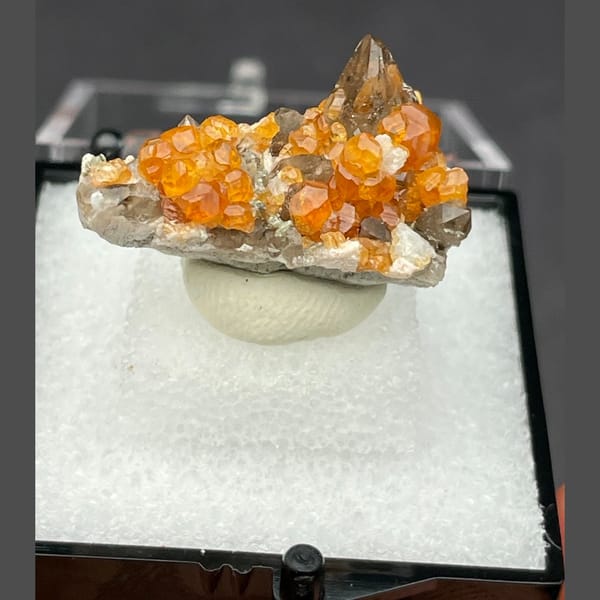 Garnet with smoky quartz from Fujian — alternate view