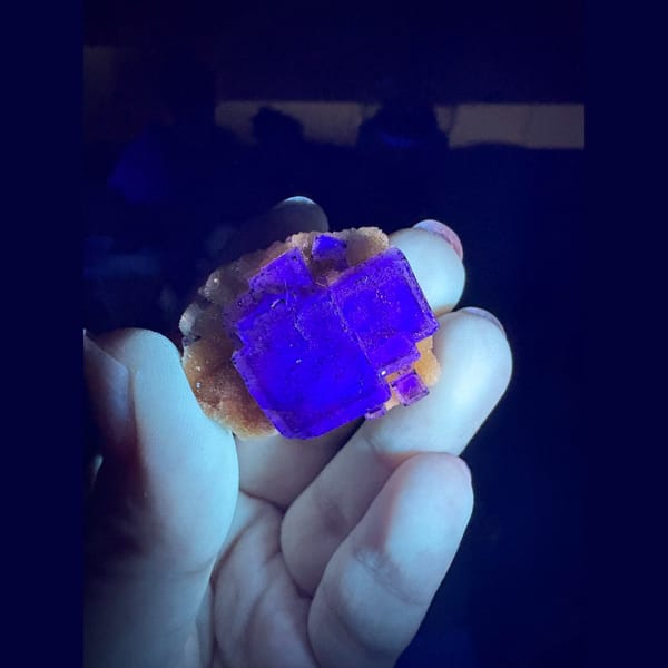 Purple cubic fluorite from Guizhou — alternate view