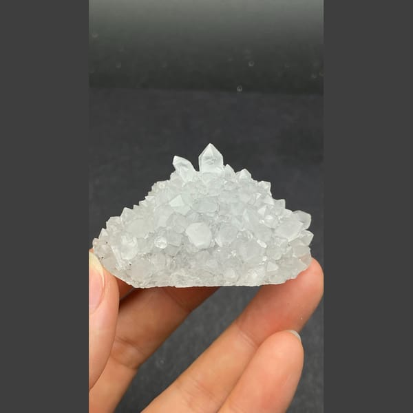 Octahedral fluorite with quartz from Fujian — alternate view