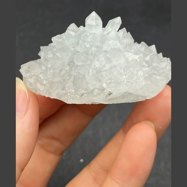 Octahedral fluorite with quartz from Fujian — detail view