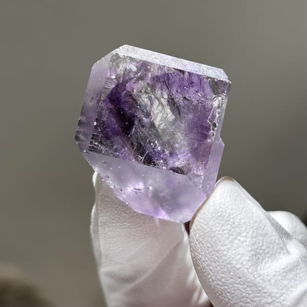Enhydro Fluorite Zhejiang 3.0 cm — detail view