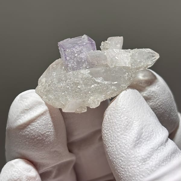 Fluorite with Quartz, Calcite and Apophyllite Yaogangxian 3.6 cm — detail view