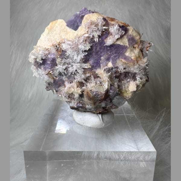 Creedite Starbursts on Purple Fluorite 5.5 cm — complete view