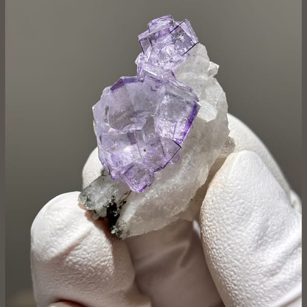 Fluorite with Quartz Yaogangxian 3.6 cm — detail view