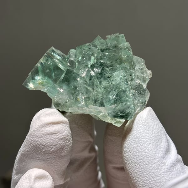 Fluorite B Xianghualing 4.0 cm — detail view