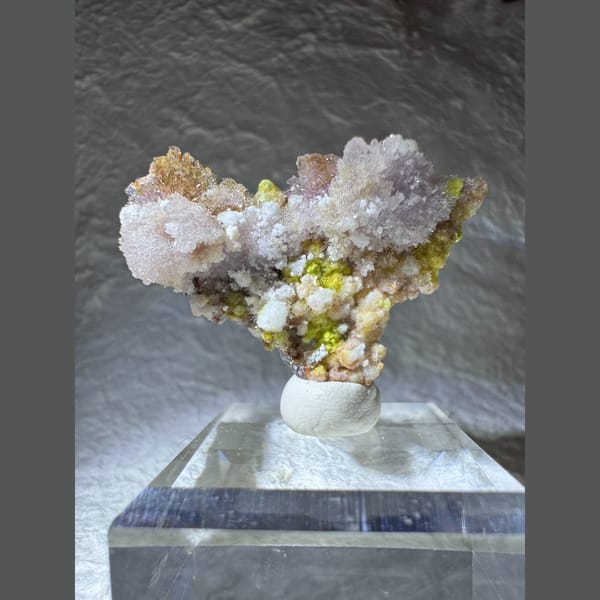 Creedite with Carlhintzeite, Purple and Yellow 3.5 cm — detail view