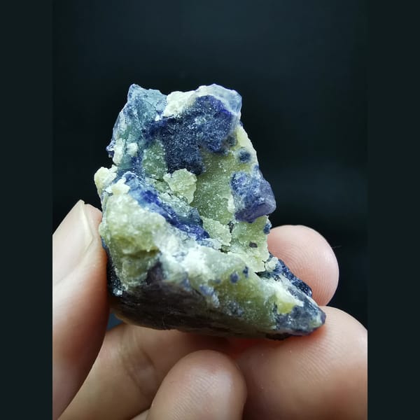 Blue-green fluorite with mica — alternate view