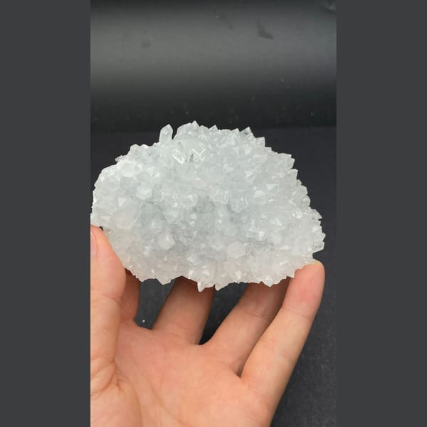 Octahedral fluorite with quartz from Fujian — detail view