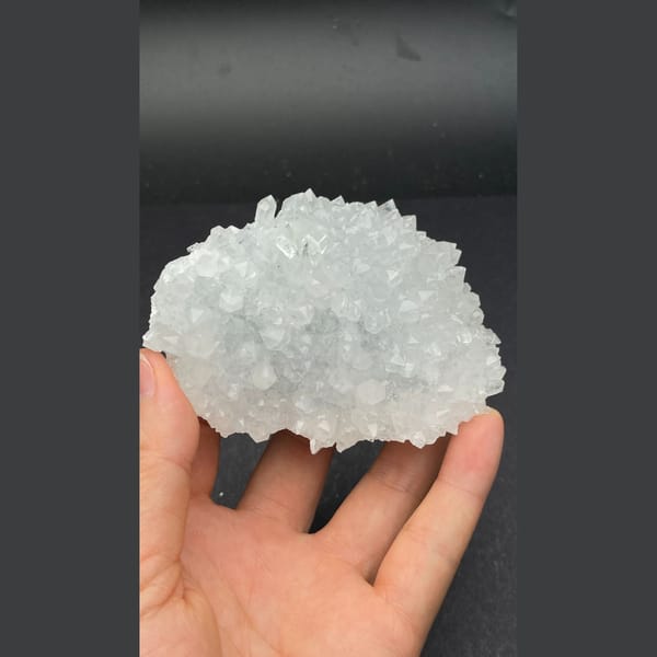 Octahedral fluorite with quartz from Fujian — detail view