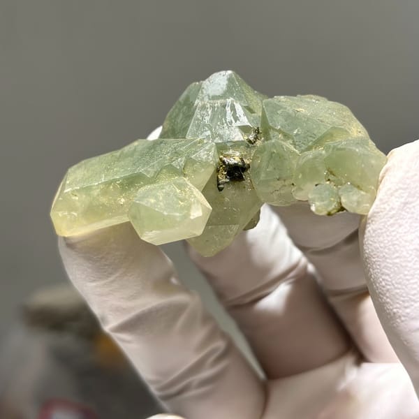 Epidote Quartz Floater Sichuan 5.9 cm — alternate view