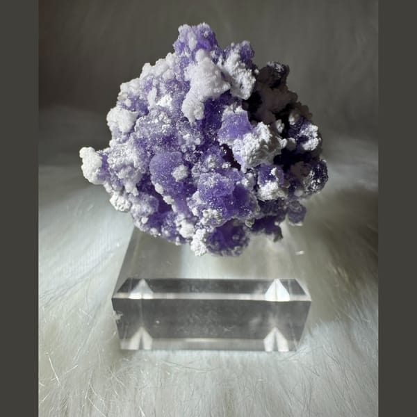Purple and White Creedite Ball 3.0 cm — complete view