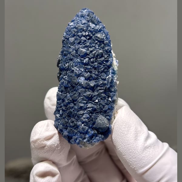 Blueberry Fluorite Floater Inner Mongolia 5.7 cm — complete view