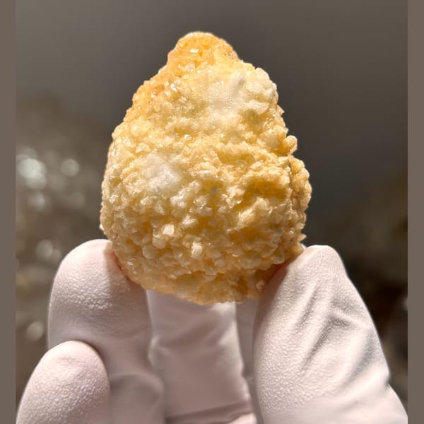 Calcite Floater Yunnan 4.3 cm — alternate view