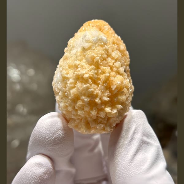 Calcite Floater Yunnan 4.3 cm — alternate view