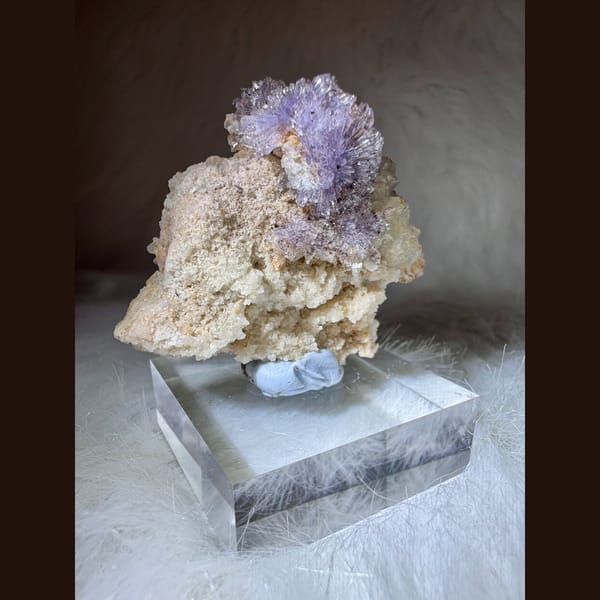 Lavender Creedite Flower on Matrix 5.2 cm — alternate view