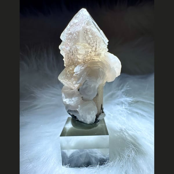 Quartz Scepter with Calcite Inner Mongolia 5.0 cm — complete view