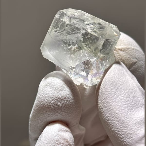 Fluorite B Zhejiang 2.3 cm — alternate view
