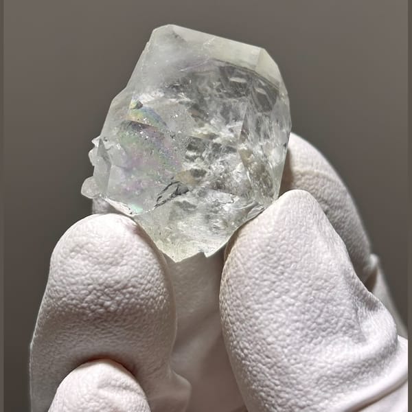 Fluorite B Zhejiang 2.3 cm — detail view