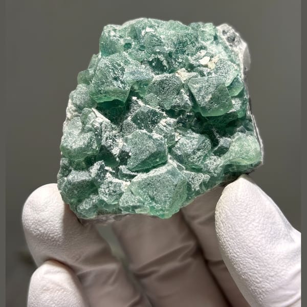 Fluorite B Inner Mongolia 6.0 cm — detail view
