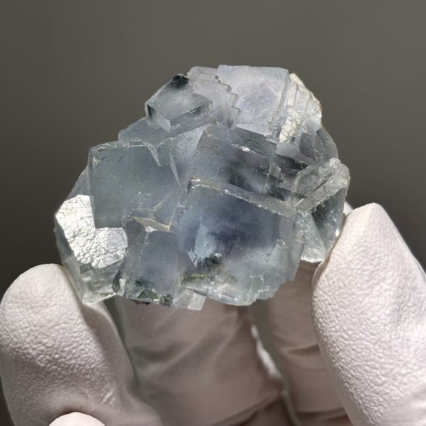 Pale Blue Fluorite Yaogangxian 3.9 cm — complete view