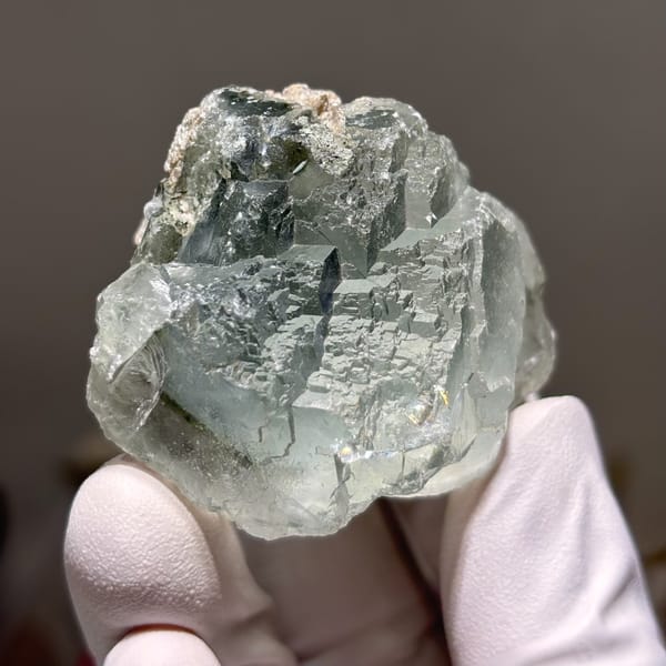 Stepped Fluorite Yaogangxian 4.2 cm — alternate view