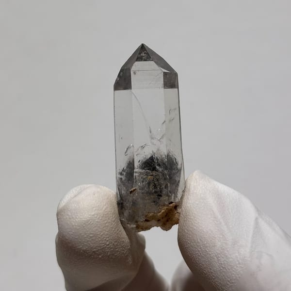 Quartz Point with Inclusions Jinkouhe 4.0 cm — alternate view
