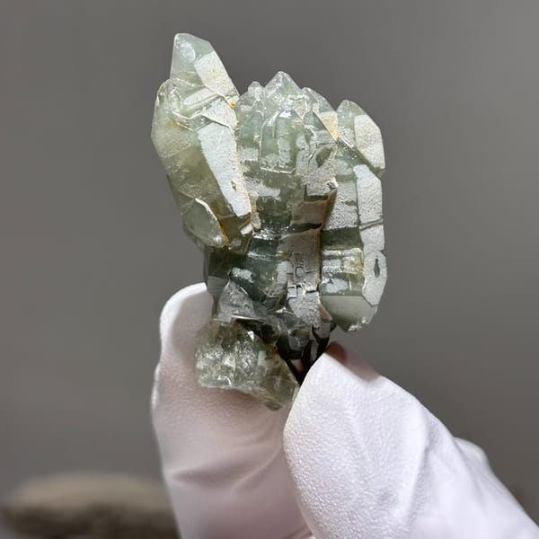 Green Chlorite Quartz Sichuan 4.7 cm — complete view